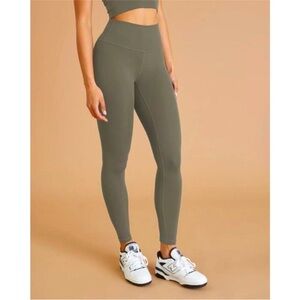 All Fenix High Waisted 7/8 Leggings in Dark Olive Green Small